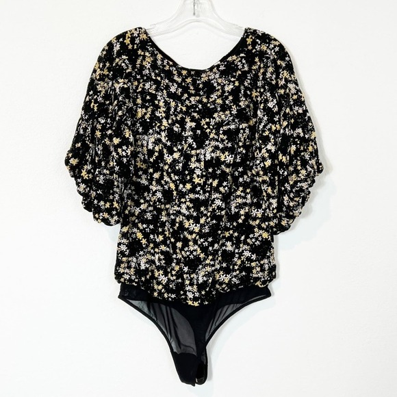 FREE PEOPLE INTIMATELY DESSA WOMEN BLACK FLORAL BODYSUIT SIZE MEDIUM BRAND NEW - Picture 2 of 7